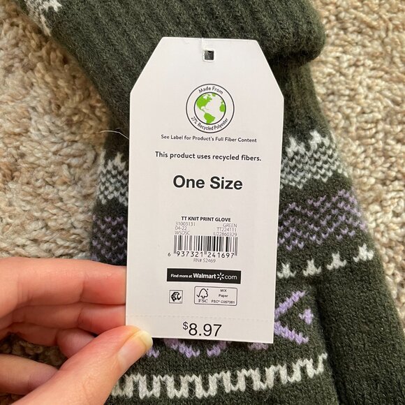 Walmart Time and Tru Green Purple Geometric Nordic Gloves New with Tags - Picture 2 of 5